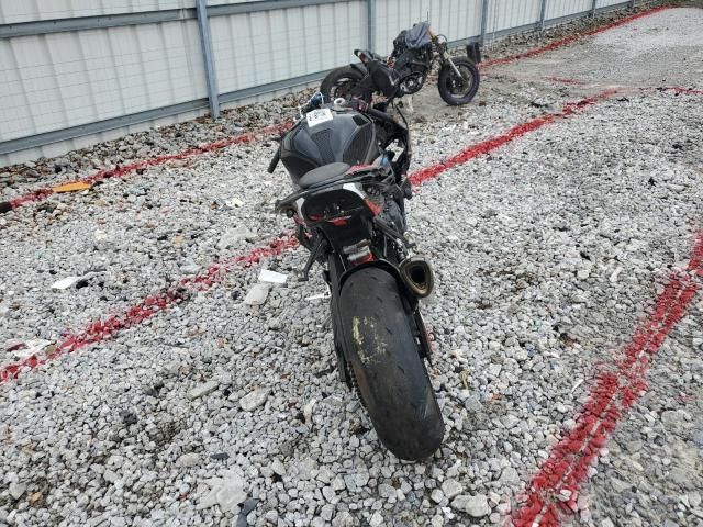 2024 BMW S 1000 RR