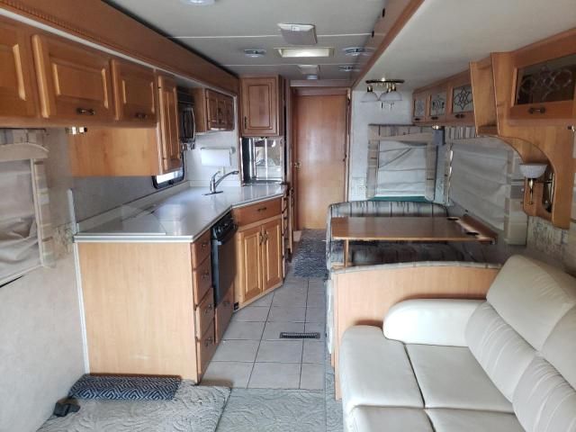 2003 Spartan Motors Motorhome 4VZ
