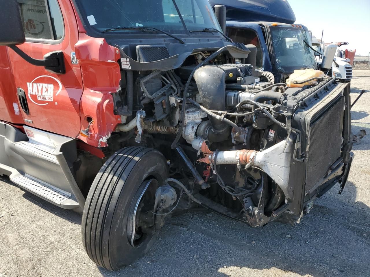 2017 Freightliner Cascadia 125 Semi Truck