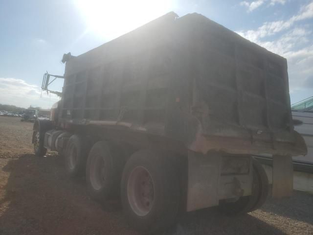 1997 Peterbilt 357 Dump Truck