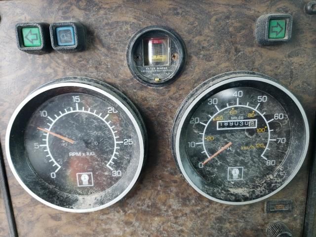 1996 Kenworth T600 Semi Truck