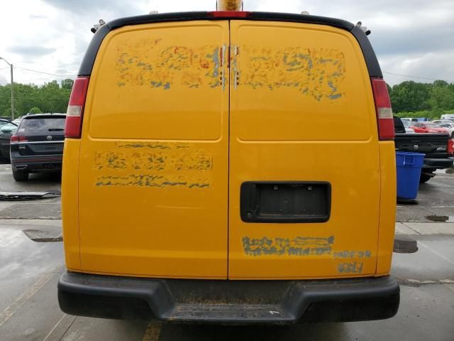 2015 Chevrolet Express G2500