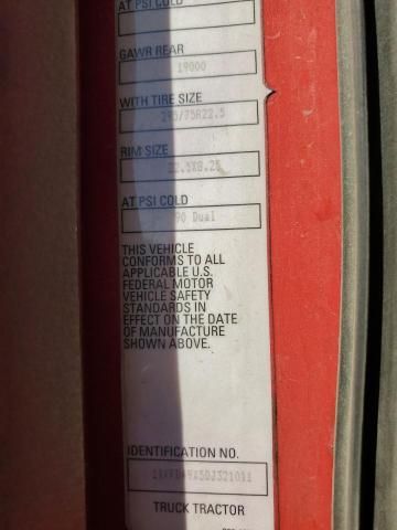 2013 Kenworth Construction T700
