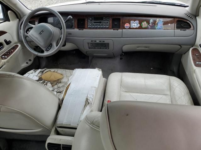 2001 Lincoln Townhouse Town car Executive