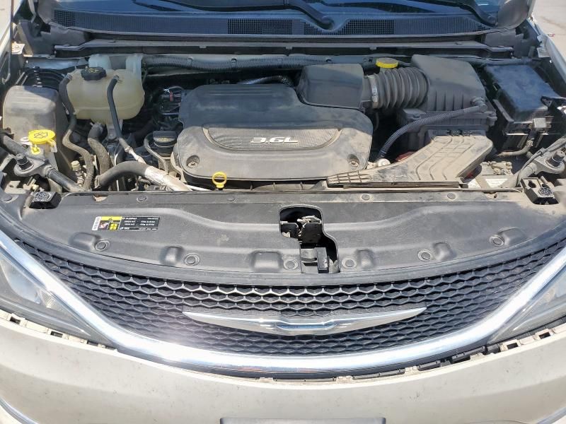 2017 Chrysler Pacifica Touring L