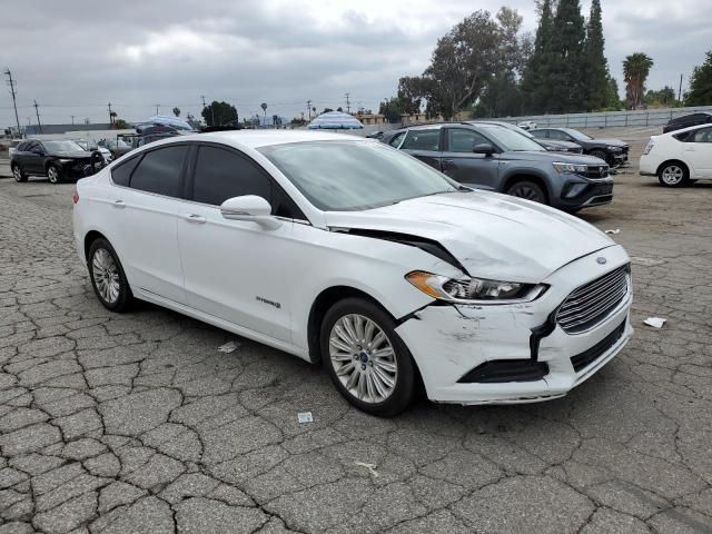 2016 Ford Fusion se Hybrid