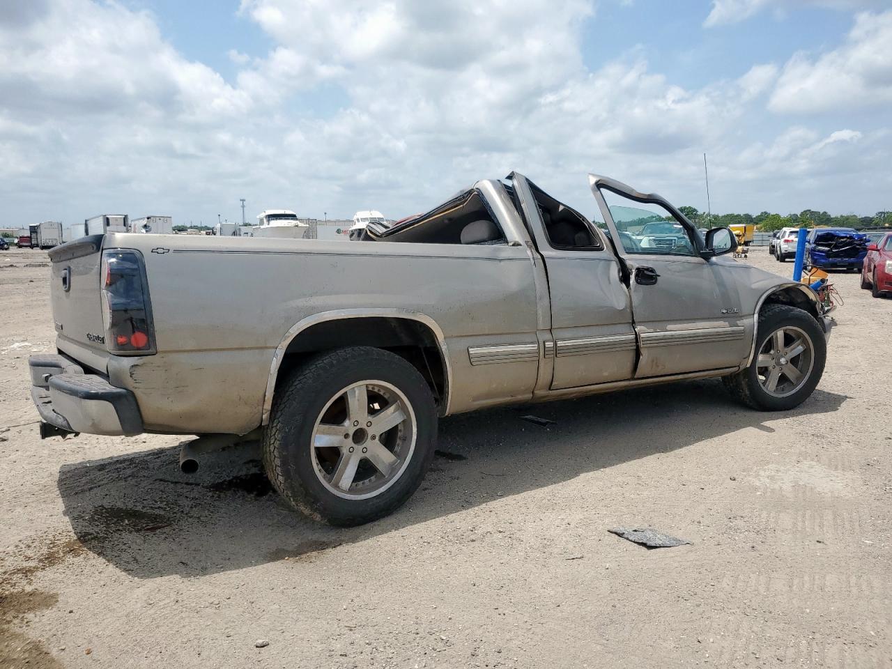 2000 Chevrolet Silverado C1500