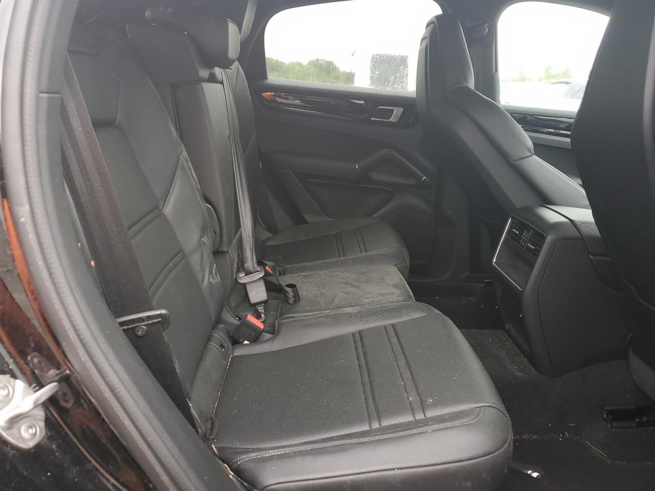 2021 Porsche Cayenne Coupe