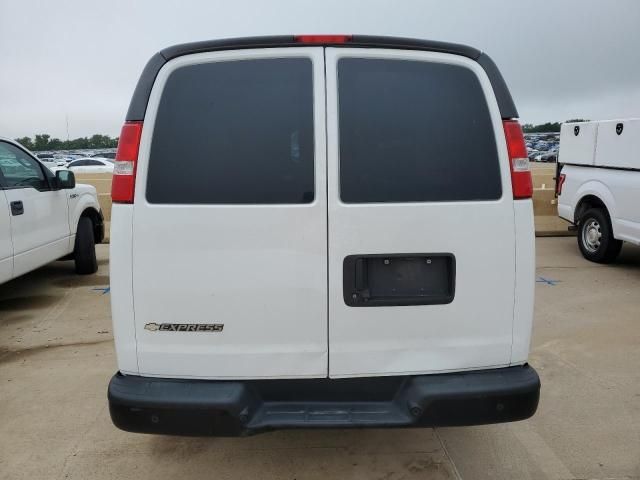 2019 Chevrolet Express G2500