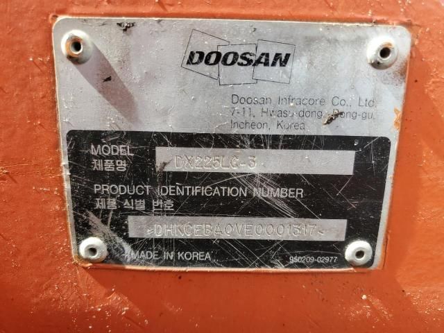 2022 Doosan DX225LC
