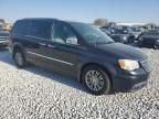 2014 Chrysler Town & Country Touring L