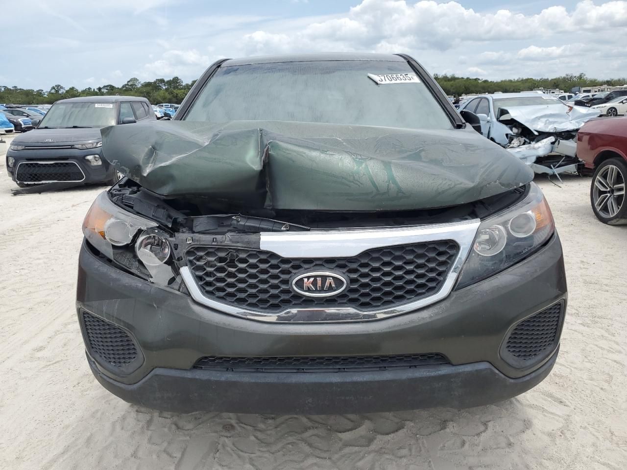 2013 KIA Sorento lx