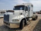 2009 Mack CXU613 Semi Truck