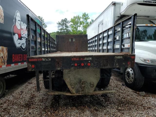 2001 Freightliner Medium Conventional FL70