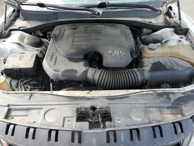 2011 Chrysler 300 Limited