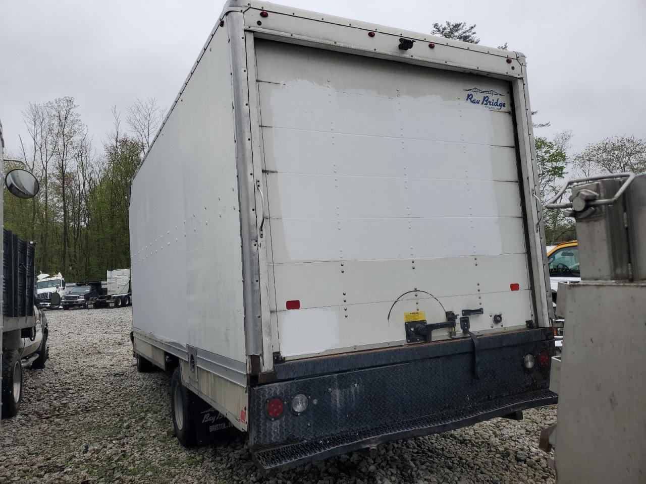 2018 Chev Express G4500