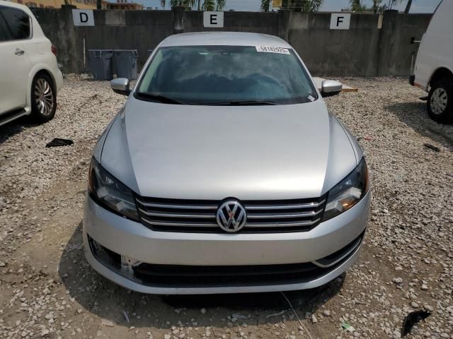 2015 Volkswagen Passat S