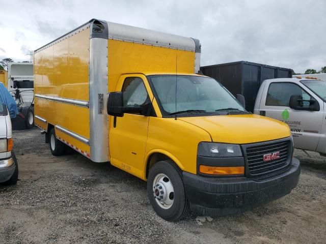 2022 GMC Savana Cutaway G3500