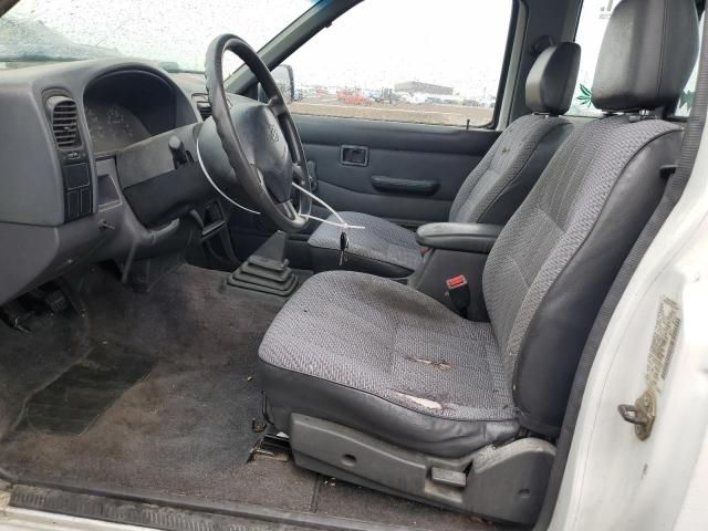 1997 Nissan Truck King Cab SE