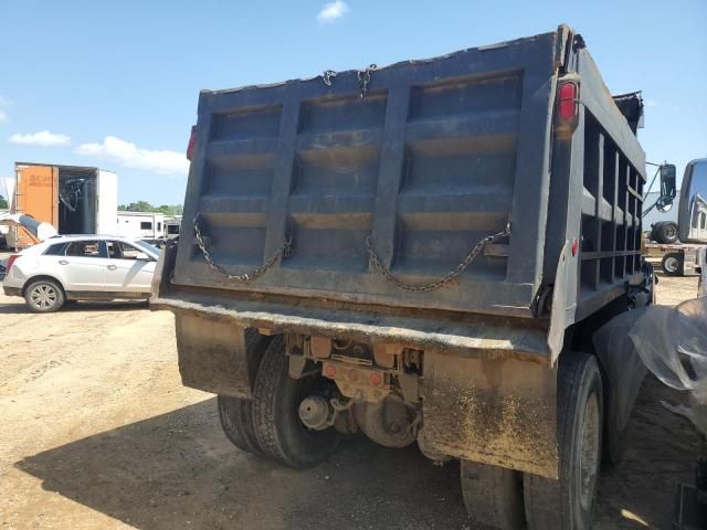 2001 Sterling L9500 Dump Truck