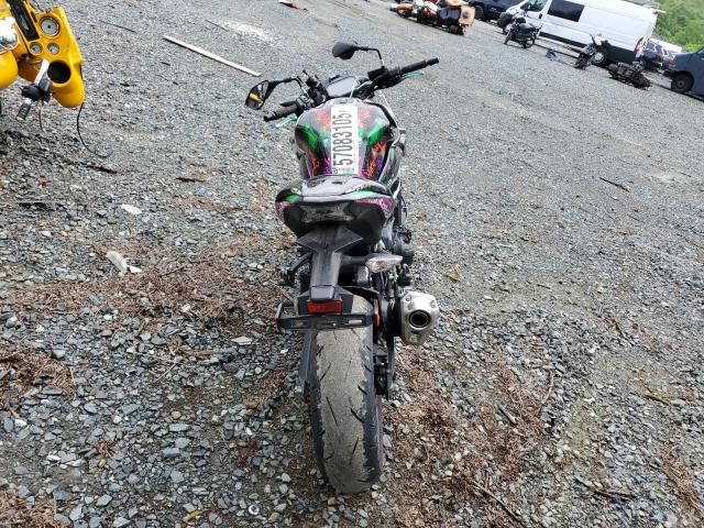 2022 Kawasaki ZR900