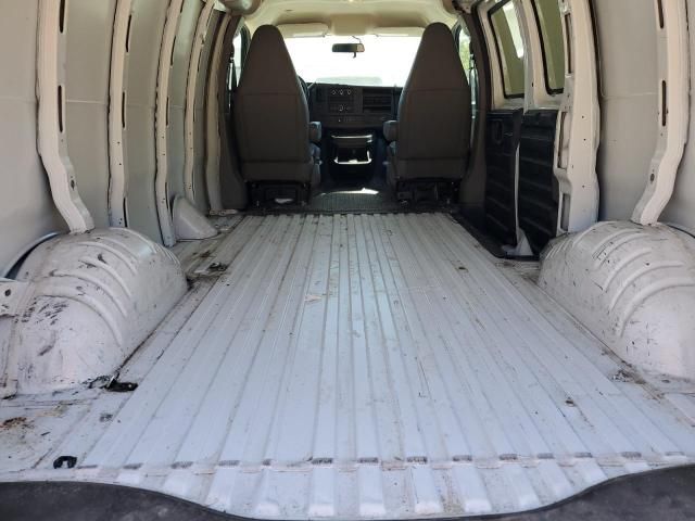 2020 Chevrolet Express G2500