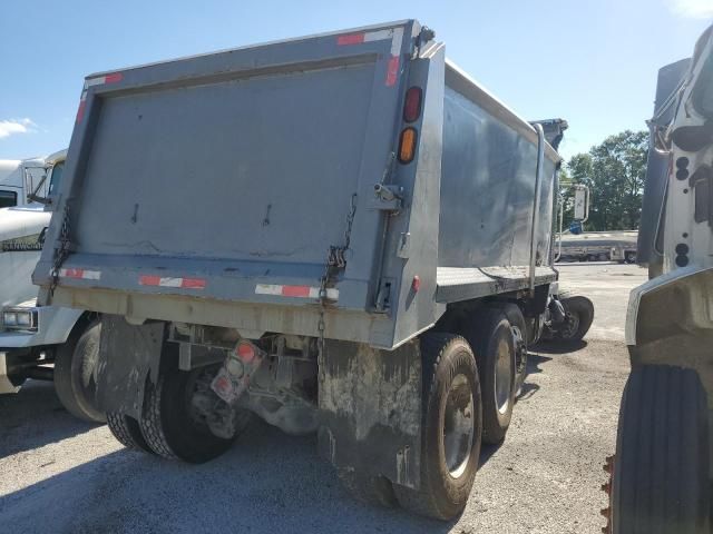 2015 Mack GU713 Dump Truck