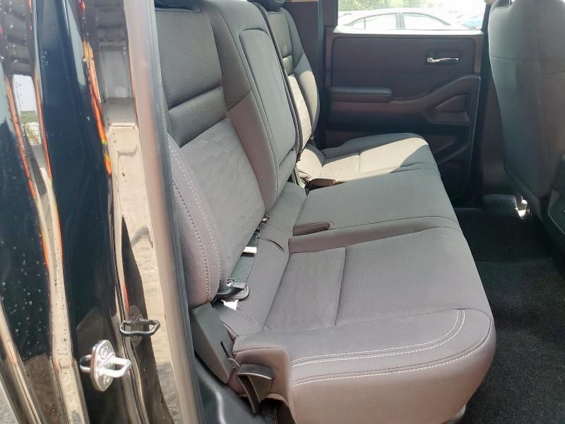 2024 Nissan Frontier S