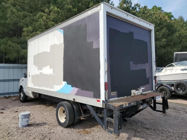 2015 Ford E450 Super Duty BOX Truck