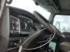 2013 Kenworth T800 Semi Truck