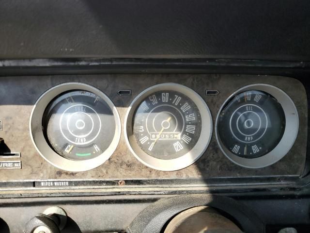 1973 Jeep J4000
