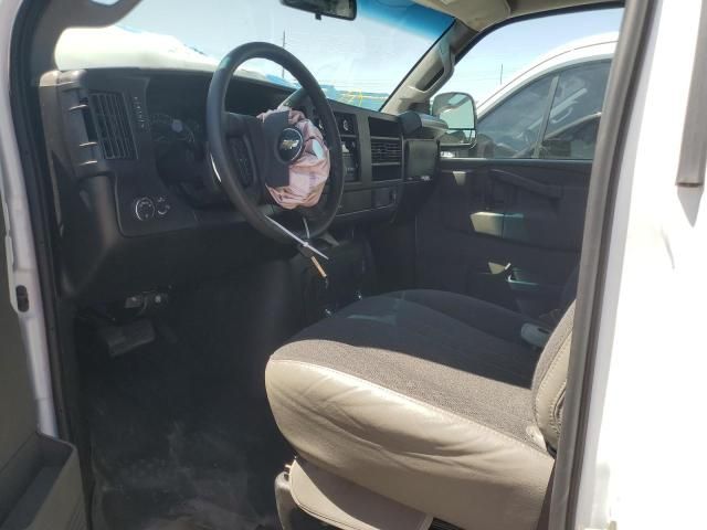 2024 Chevrolet Express G2500