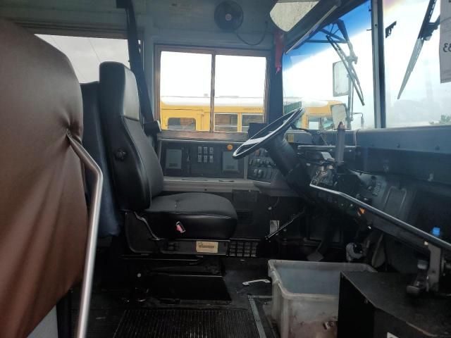 2000 International 3000 3800