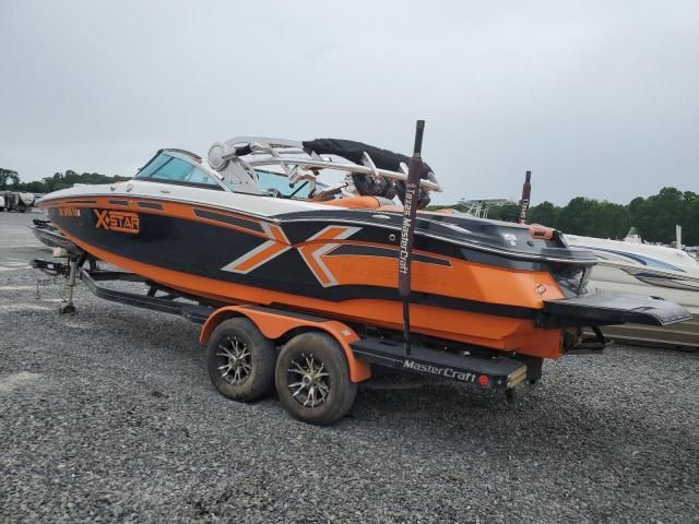 2013 Mastercraft Boat