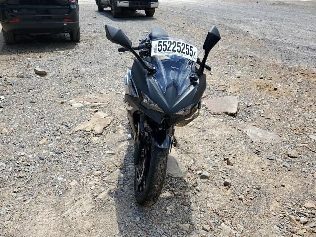 2025 Kawasaki EX500