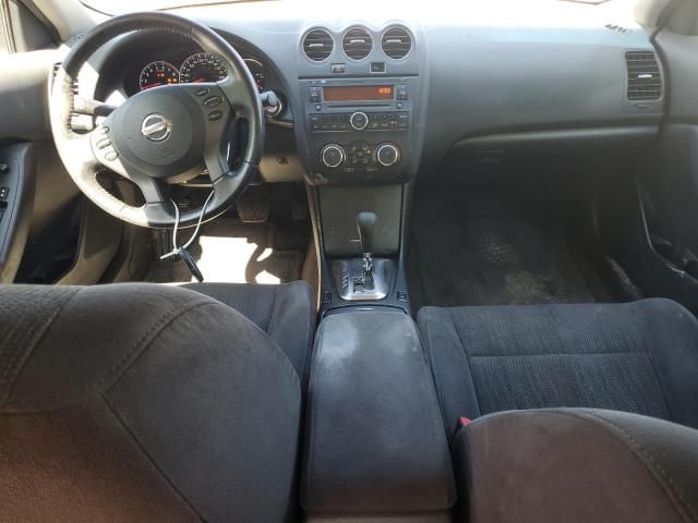 2010 Nissan Altima Base
