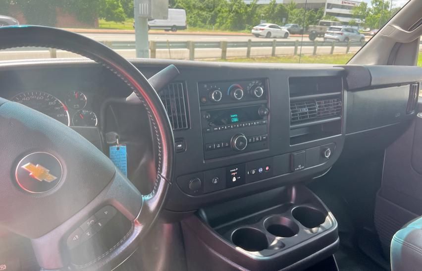 2021 Chevrolet Express G2500