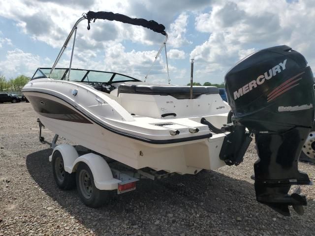 2016 Sea Ray Boat