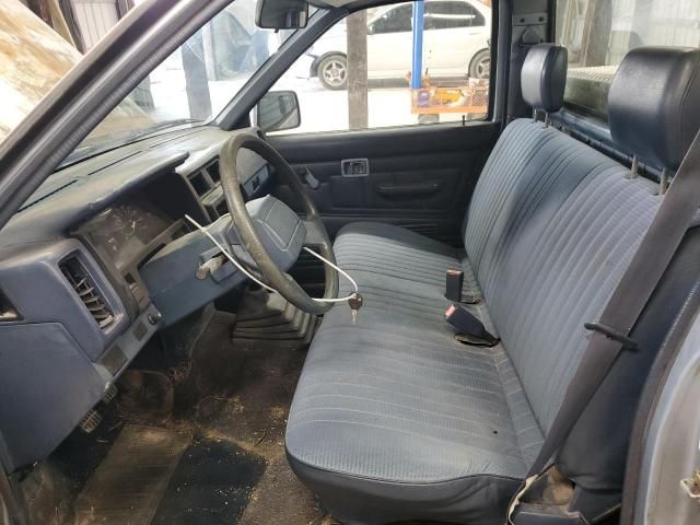 1990 Nissan D21 Short BED