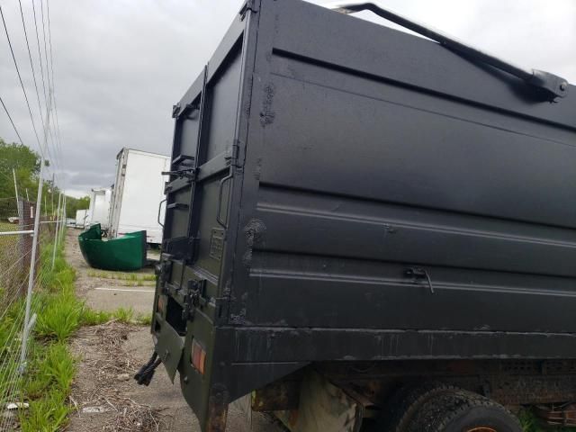 2012 Isuzu NPR HD