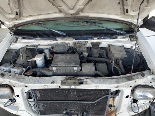 2000 Chevrolet Astro