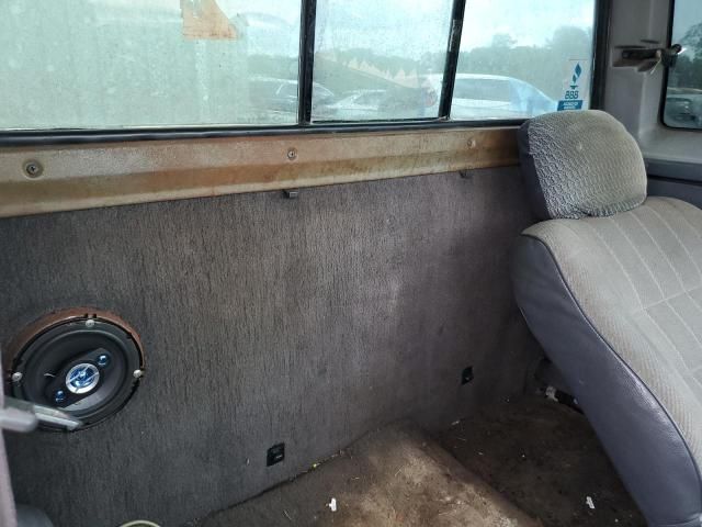 1995 Nissan Truck King Cab SE