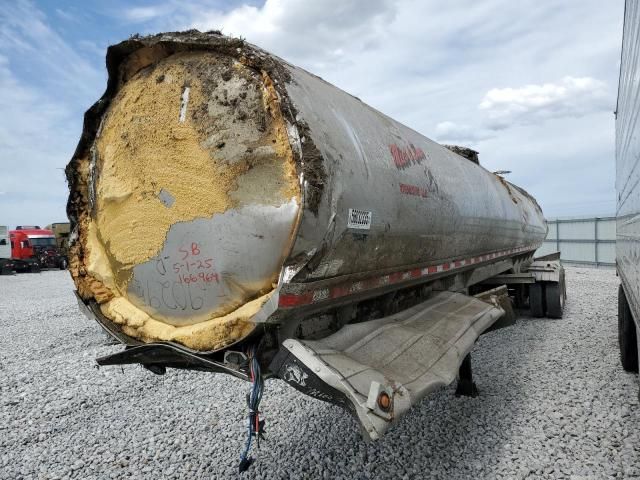2018 Walker Tank Trailer