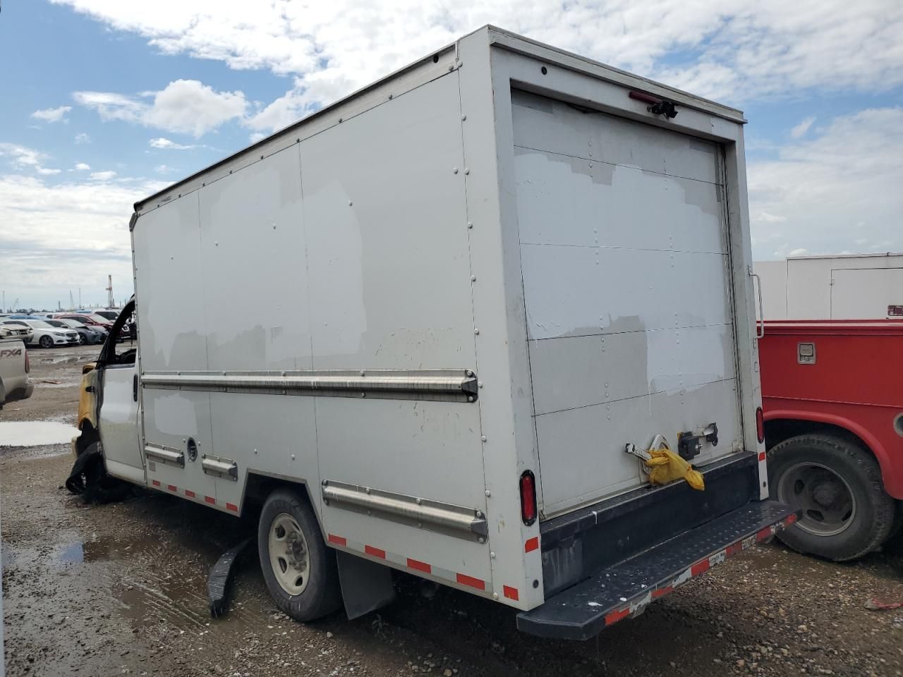 2020 GMC Savana Cutaway G3500