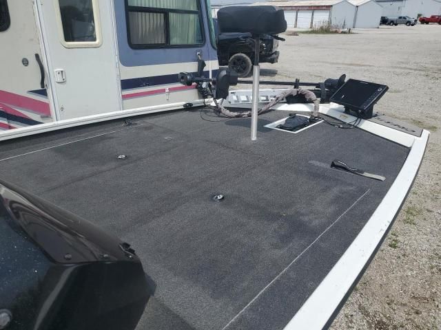 2021 Crestliner Boat