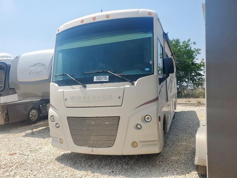 2017 Winnebago 2017 Ford F53