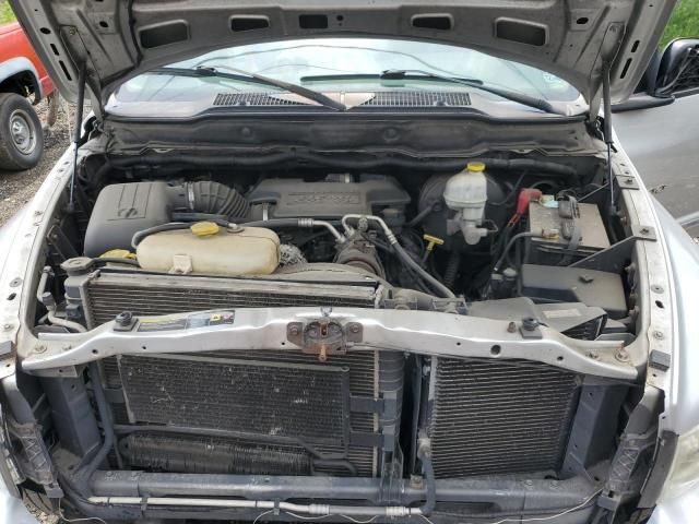 2004 Dodge RAM 1500 ST