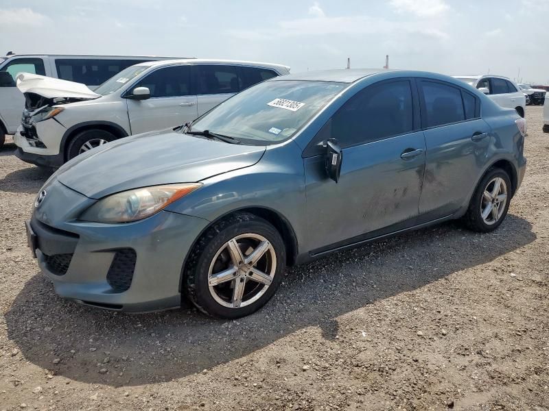 2013 Mazda 3 I