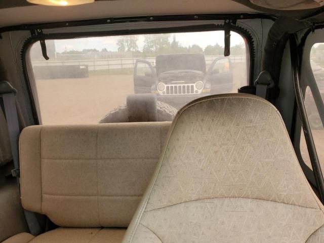 2001 Jeep Wrangler / TJ Sport
