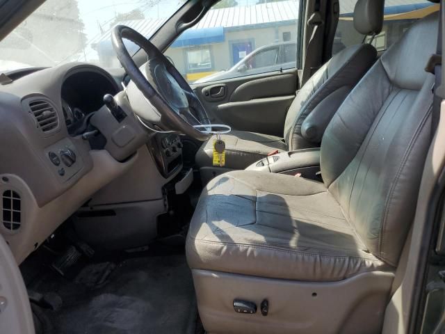 2001 Chrysler Town & Country LXI